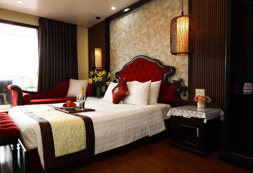 سوئیت جونیور با تراس, Art Hotel Ha Noi