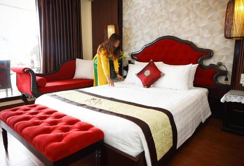 سوئیت جونیور با تراس, Art Hotel Ha Noi