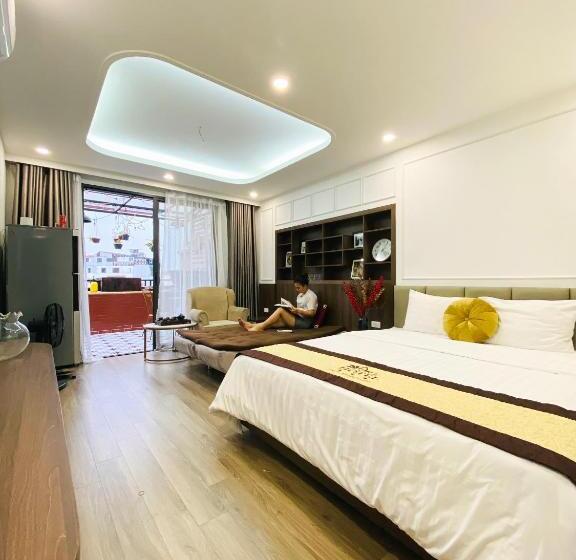استودیو استاندارد با بالکن, Art Hotel Ha Noi