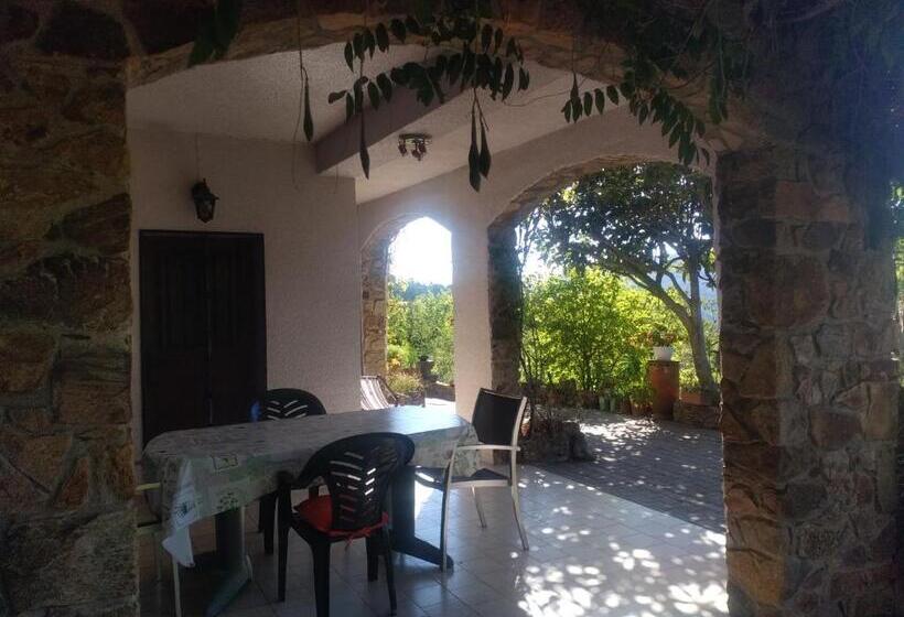 スタンダード４人部屋, Les Jardins D Arbousse