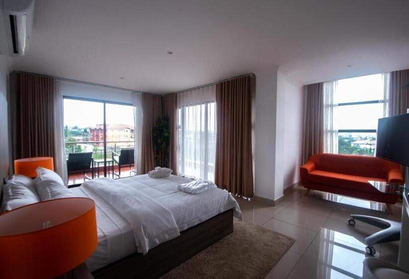 سوییت لوکس, Wdc Aparthotel Buea