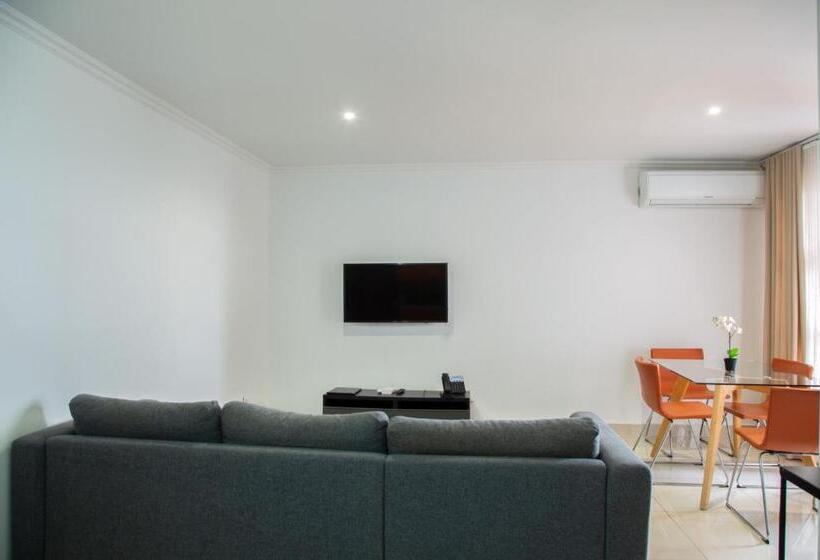 Deluxe Suite King Bed, Wdc Aparthotel Buea