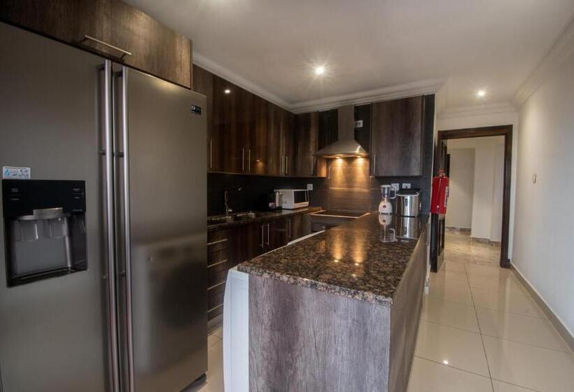 1 Bedroom Penthouse Apartment, Wdc Aparthotel Buea