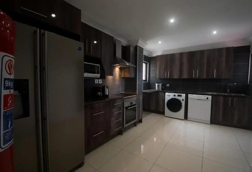 1 Bedroom Penthouse Apartment, Wdc Aparthotel Buea