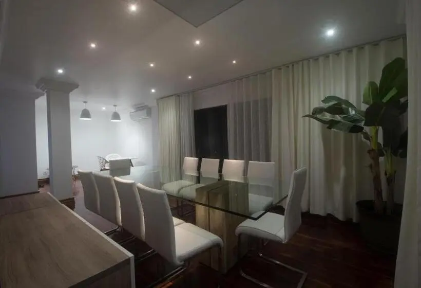 سوئیت پرزیدنت, Wdc Aparthotel Buea