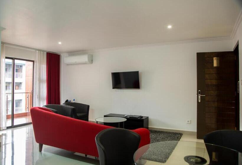Deluxe Suite King Bed, Wdc Aparthotel   Buea