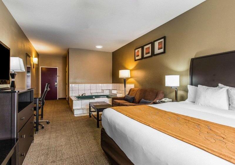 Quarto superior, Hanting  Harbin Railway Station Square