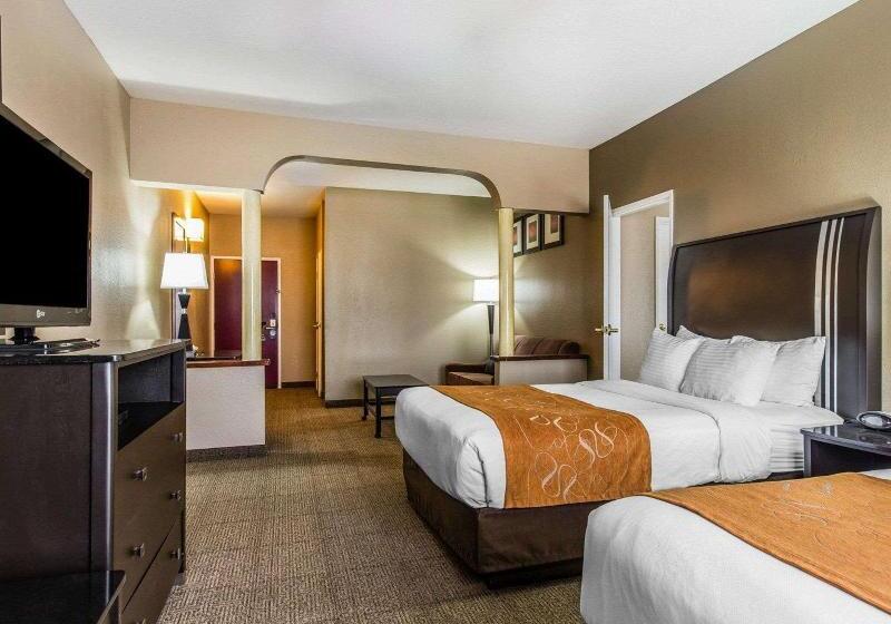 Quarto superior, Hanting  Harbin Railway Station Square