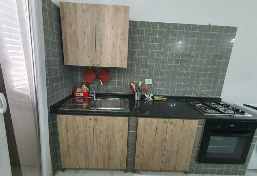 Четырехместный Номер Стандарт, Re Artu