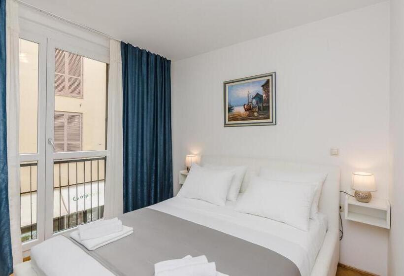 Номер Стандарт, Neva Room With Private Bathroom