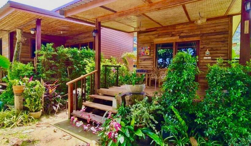 Triple Room Sea View, Coconut Lanta Resort @klong Dow Beach