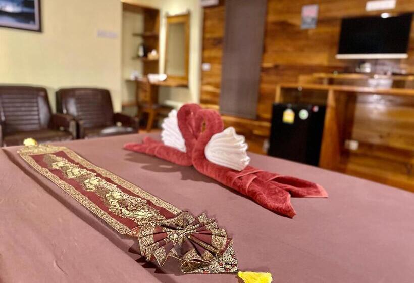 غرفة قياسية مطلّة علي البحر, Coconut Lanta Resort @klong Dow Beach