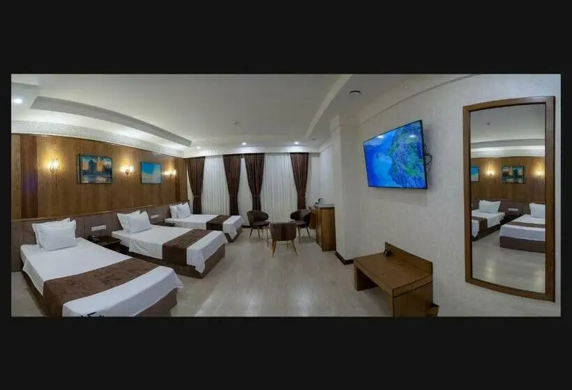اتاق لوکس سه تخته, Paradise Plaza Luxury