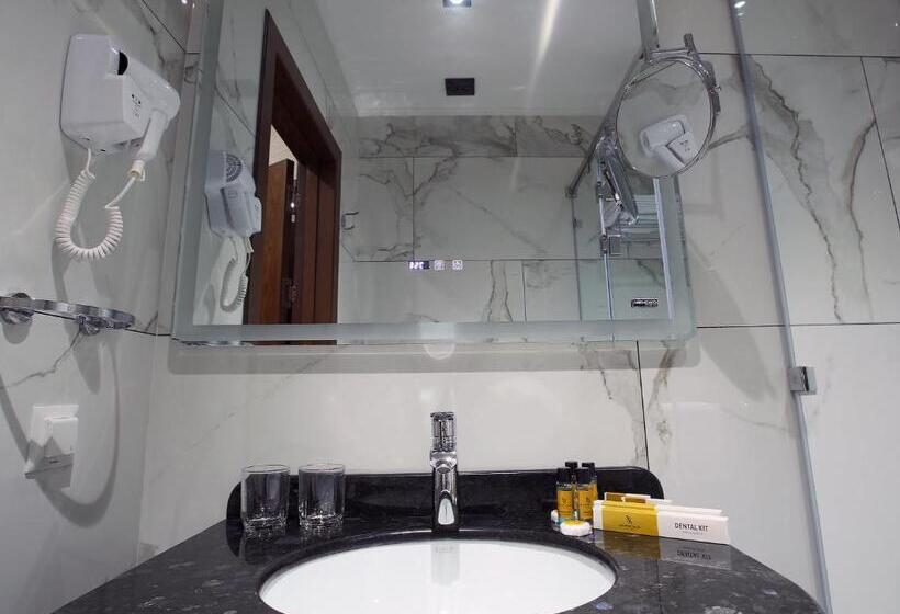 חדר סטנדרט עם מרפסת, Paradise Plaza Luxury