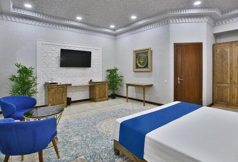 סוויטה עם ג'קוזי, Paradise Plaza Luxury