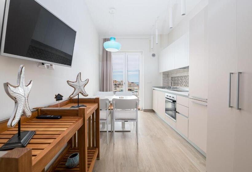 Triple Room Sea View, Appartamenti Savelletri Via Del Porto