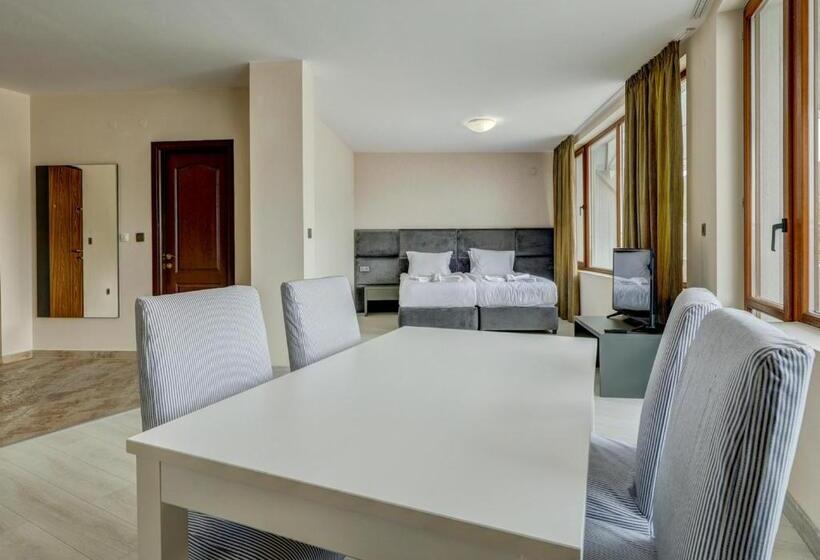 סטודיו סופריור, Continental Apartments