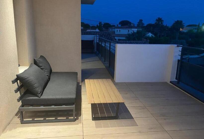 带露台的标准工作室, Dolce Vita