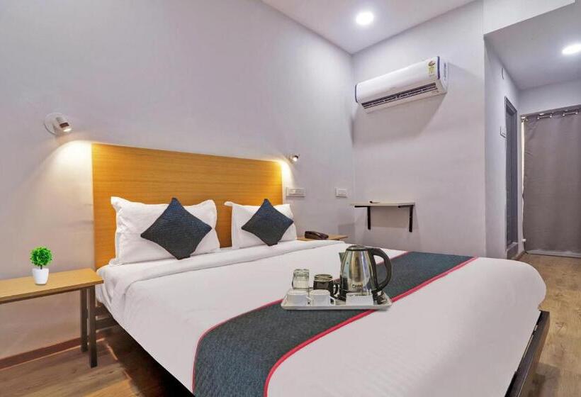 اتاق کلاسیک سه تخته, Townhouse S Continental