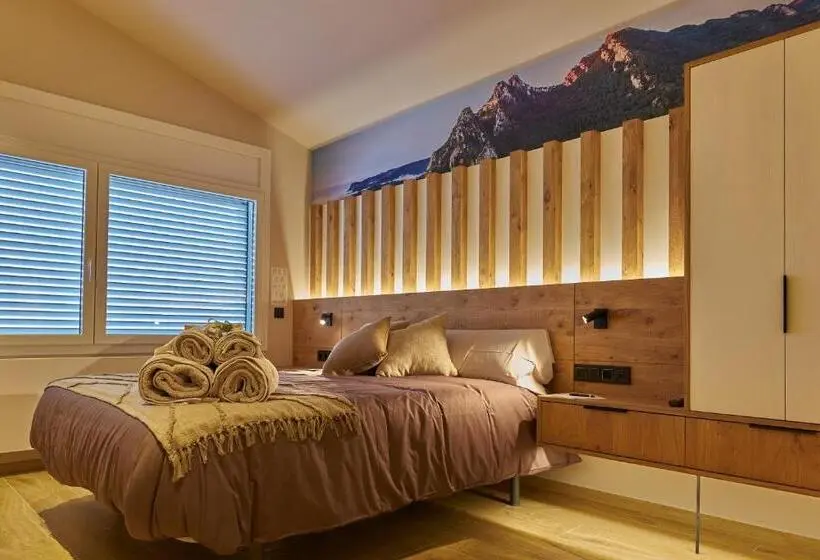 Standard Kolmen Hengen Huone, La Cabana Berga
