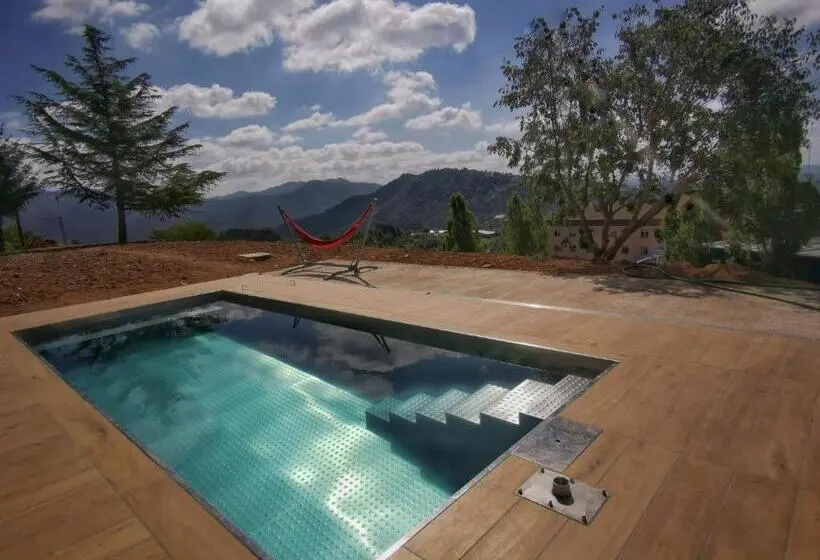 Standard Kolmen Hengen Huone, La Cabana Berga