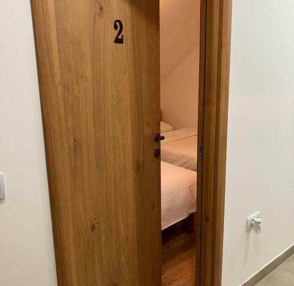 اتاق استاندارد, Petlov Salaš Rooms