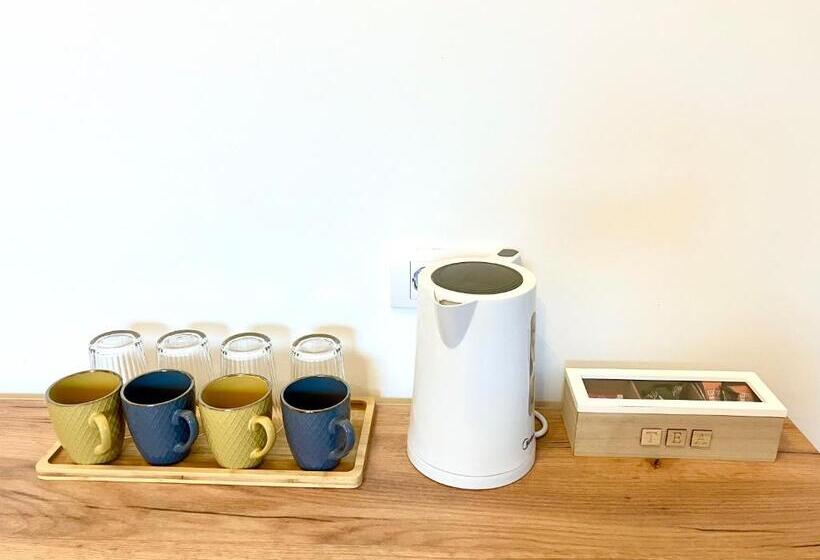 سوییت, Petlov Salaš Rooms