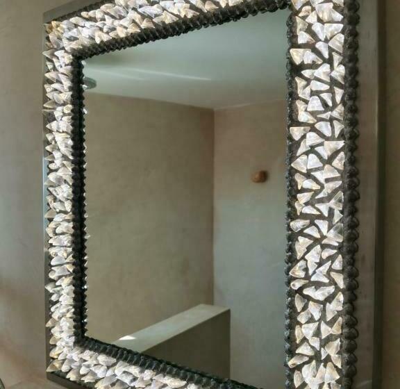 اتاق لوکس با بالکن و چشم‌انداز دریا, Mareluna