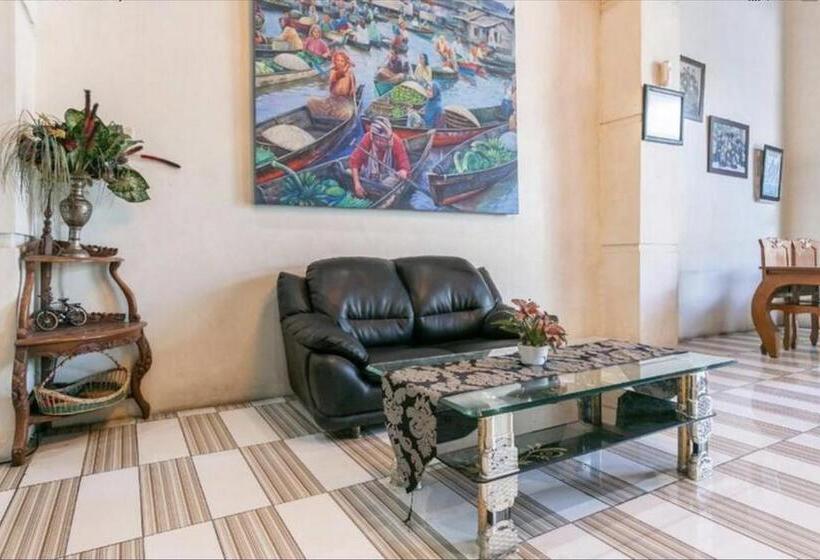 Люкс, Urbanview Hotel Kanca Banjarmasin By Reddoorz