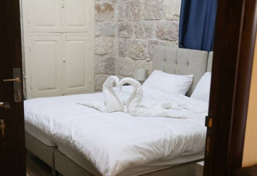 اتاق استاندارد, Ma An Lil Hayat Boutique