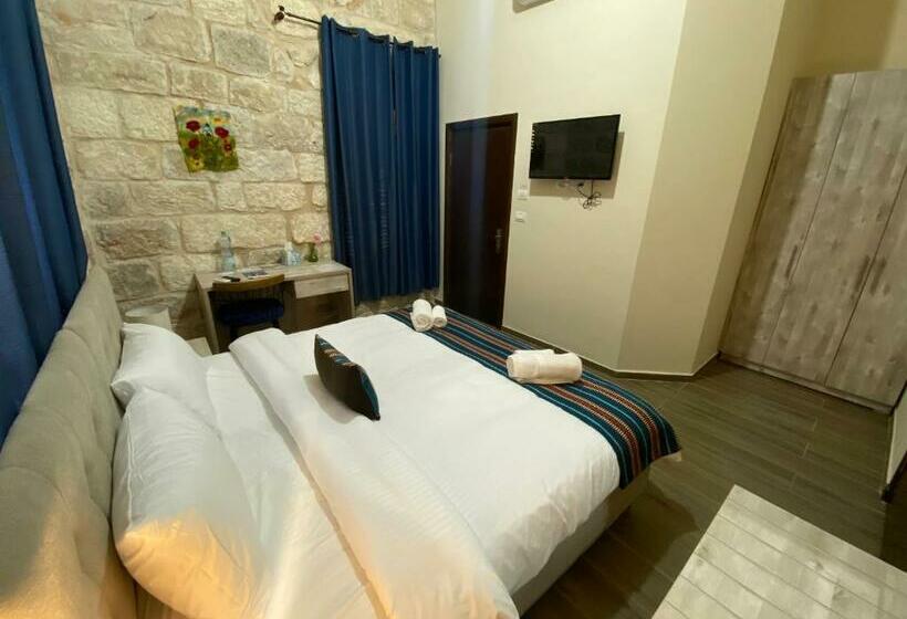 اتاق استاندارد, Ma An Lil Hayat Boutique