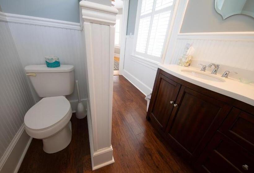 Номер Стандарт, The Edenton Collection Captain S Quarters Inn