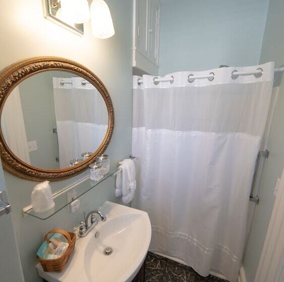 Номер Стандарт, The Edenton Collection Captain S Quarters Inn