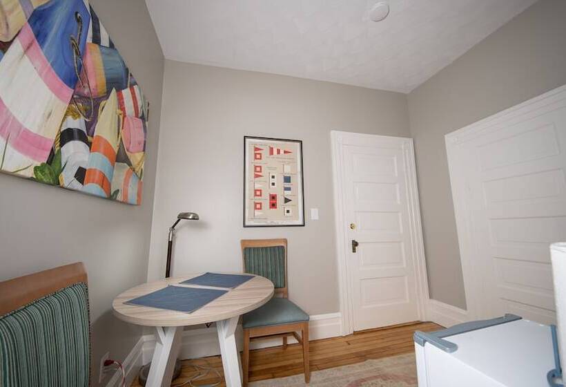 Номер Стандарт, The Edenton Collection Captain S Quarters Inn