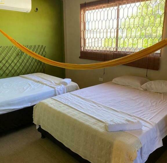 Quarto Familiar, Alojamiento Bambuu