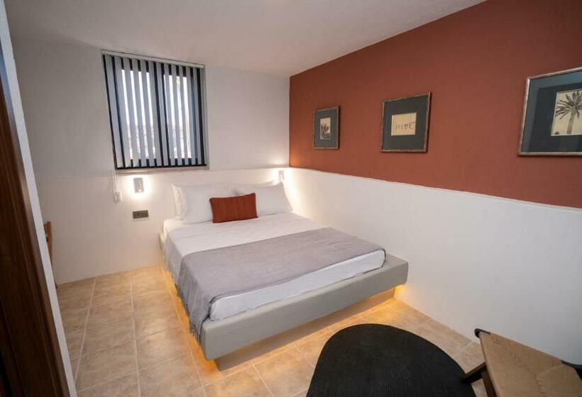 غرفة قياسية, Ajlan Oia