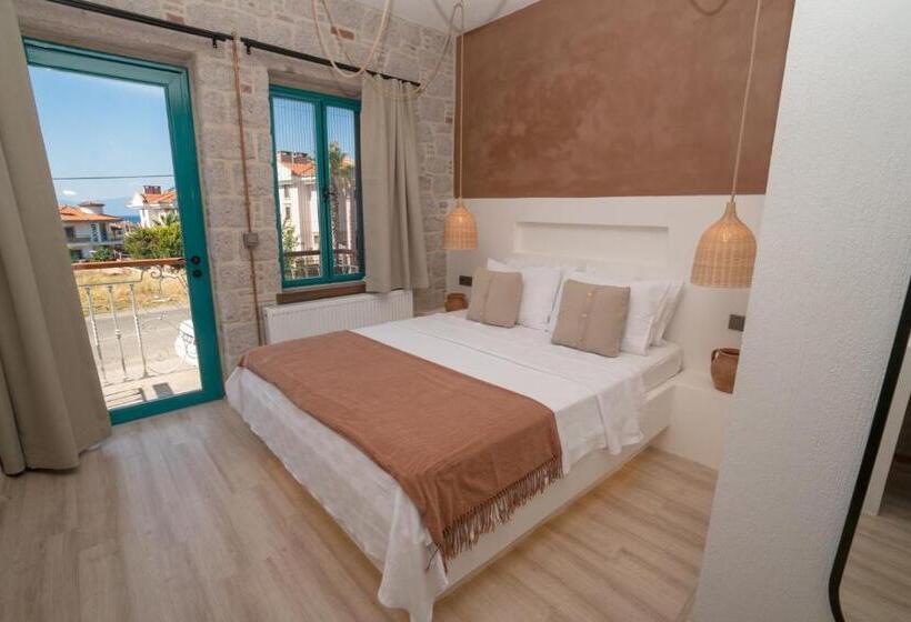 غرفة قياسية, Ajlan Oia