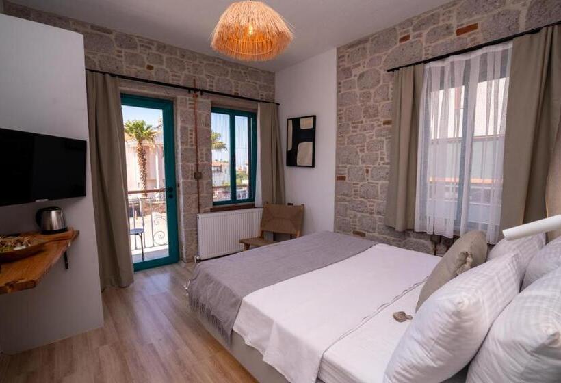 غرفة قياسية, Ajlan Oia