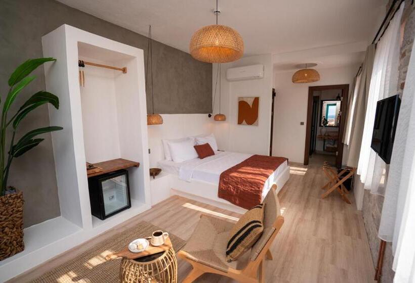 غرفة ديلوكس مطلّة علي البحر, Ajlan Oia