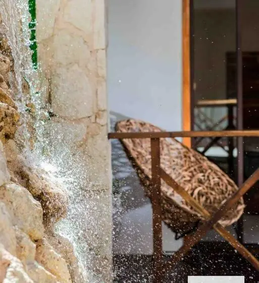 استودیوی لوکس, Lagoon Boutique Hotel Luxury Chaman Experience