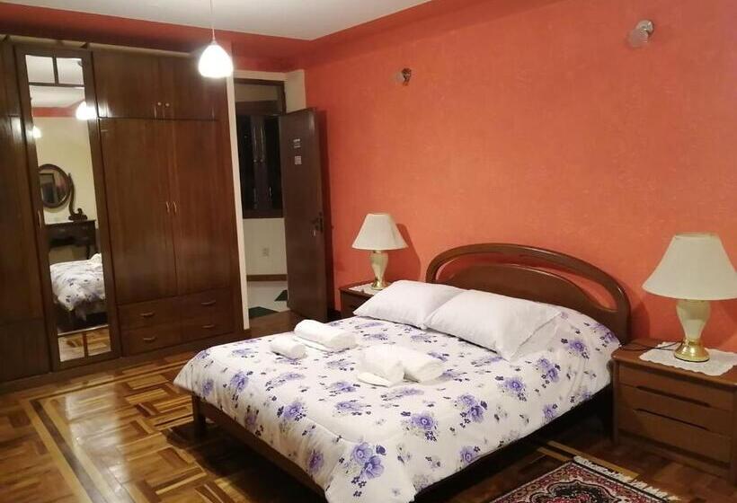 اتاق لوکس, Belle Ville