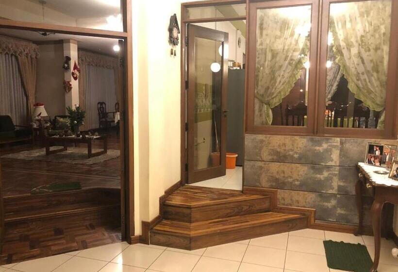 اتاق لوکس, Belle Ville