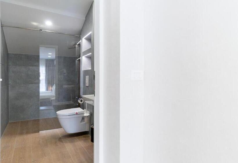 استودیو استاندارد با بالکن, Ornament Hotel And Apartments