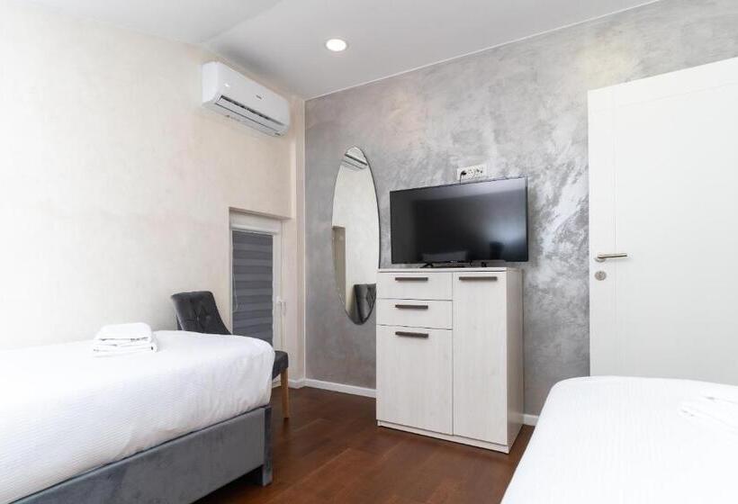 سوئیت پرزیدنت, Ornament Hotel And Apartments