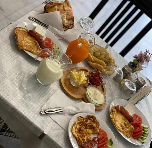 اتاق استاندارد با بالکن, çuçi B&b