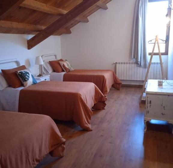 ベーシックトリプルルーム, Albergue De Peregrinos Santa Marina