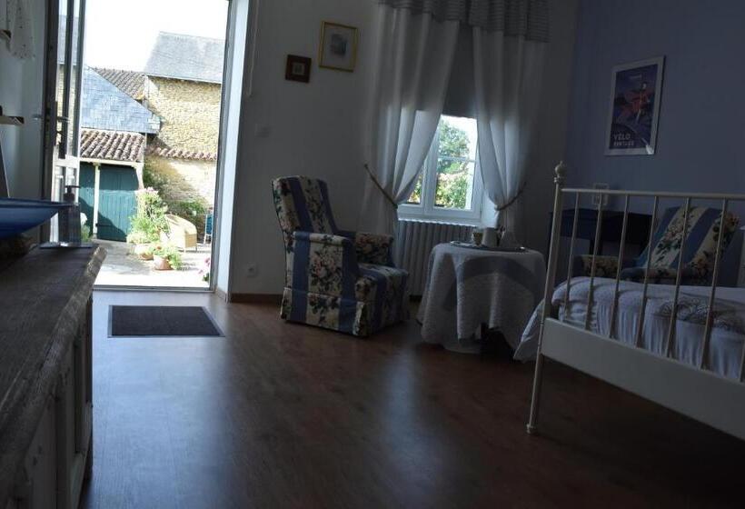 חדר סטנדרט, La Little School Chambres D Hôtes à Arçay