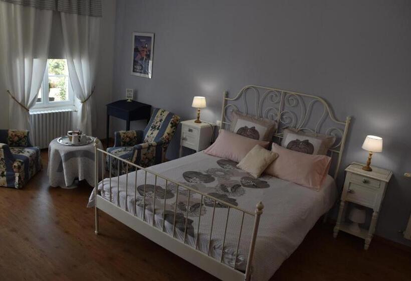 חדר סטנדרט, La Little School Chambres D Hôtes à Arçay