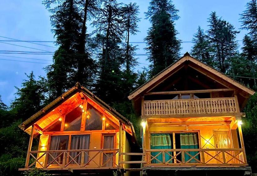 带阳台的豪华间, The Forest Cabin Jibhi