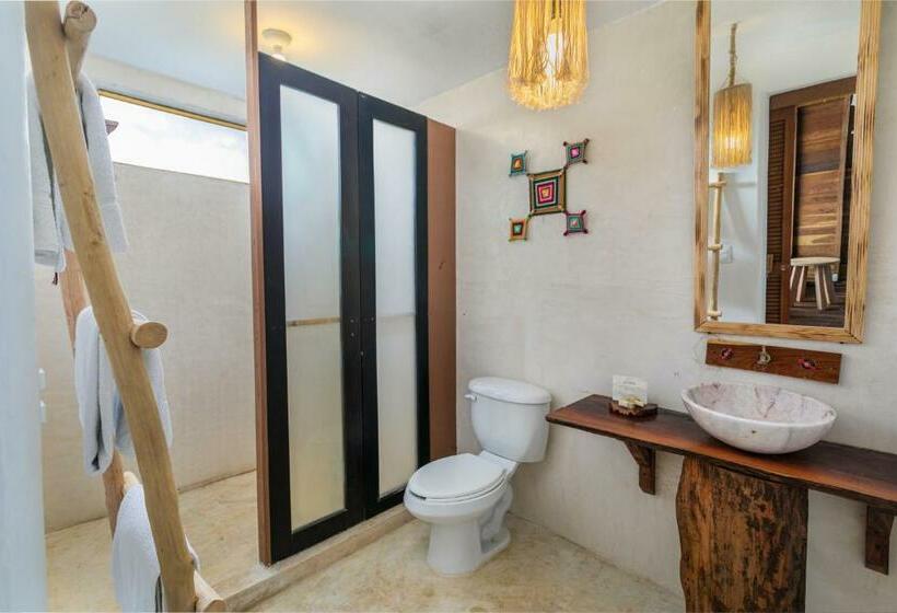 Büyük Çift Kişilik Yataklı Standart Oda, Embajada Universal By La Eufemia Group